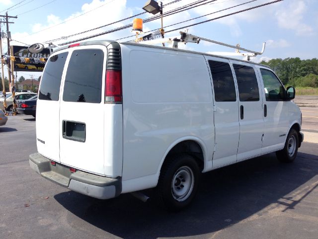 2000 Chevrolet Express Coupe 4D