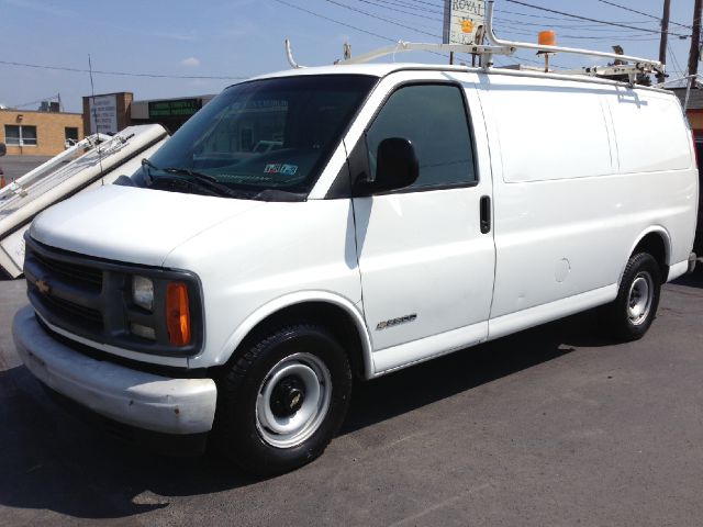 2000 Chevrolet Express Coupe 4D