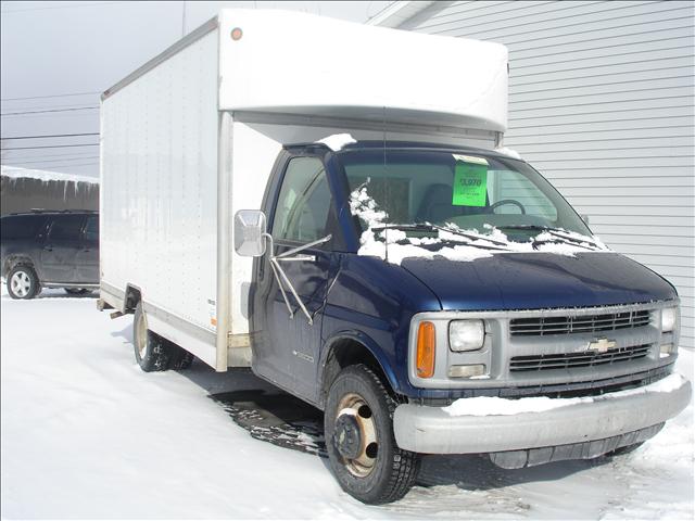 2000 Chevrolet Express Base