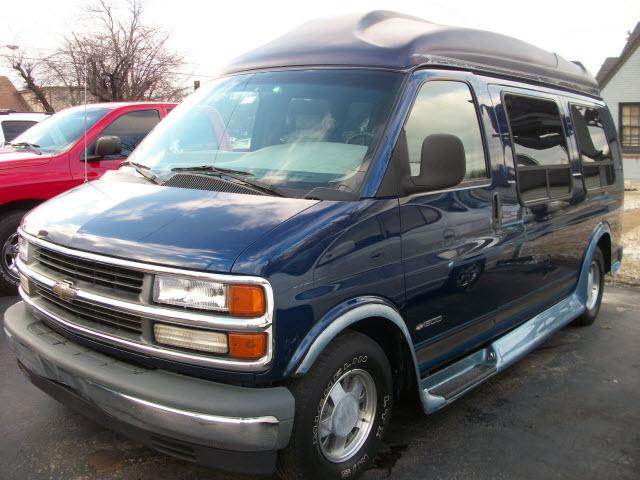 2000 Chevrolet Express 3.0 R Limited L.L. Bean Editio