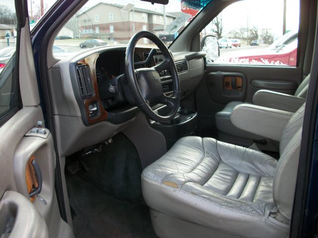 2000 Chevrolet Express 3.0 R Limited L.L. Bean Editio