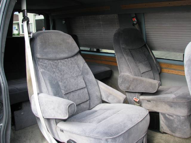 2000 Chevrolet Express Unknown