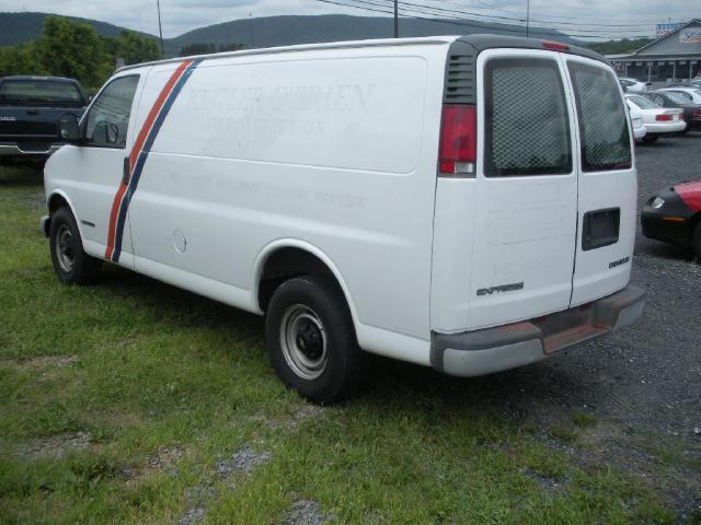 2000 Chevrolet Express REG WB