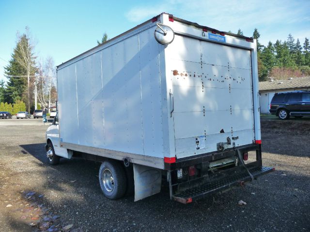 2001 Chevrolet Express Premium Sport PKG