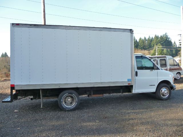 2001 Chevrolet Express Premium Sport PKG