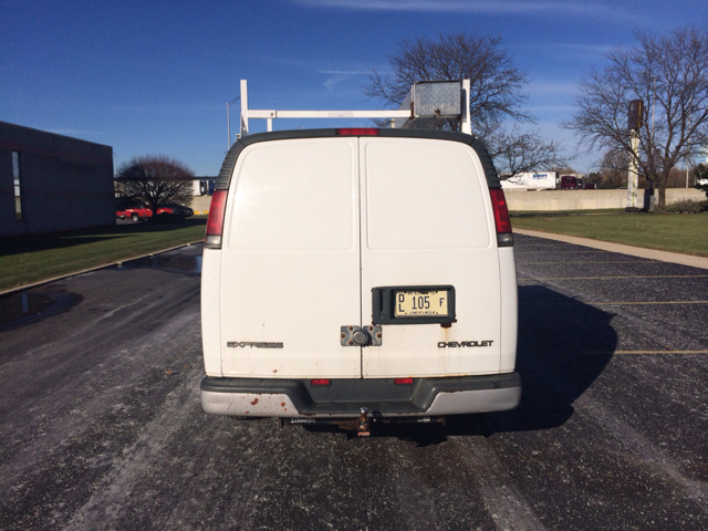 2001 Chevrolet Express Club Cab 155 WB HD 4WD