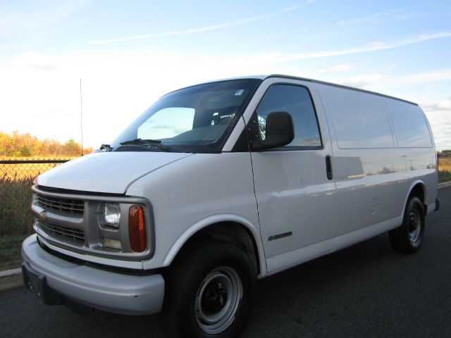 2001 Chevrolet Express REG WB