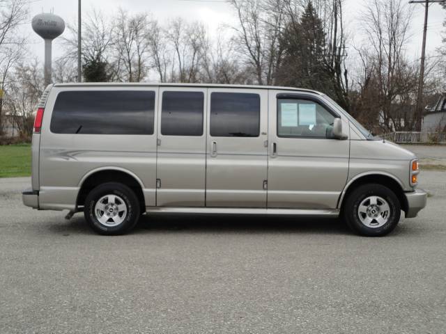 2001 Chevrolet Express Coupe