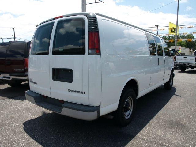 2001 Chevrolet Express Club Cab 155 WB HD 4WD