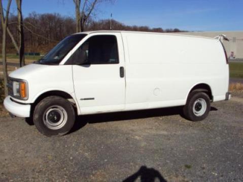 2001 Chevrolet Express Base