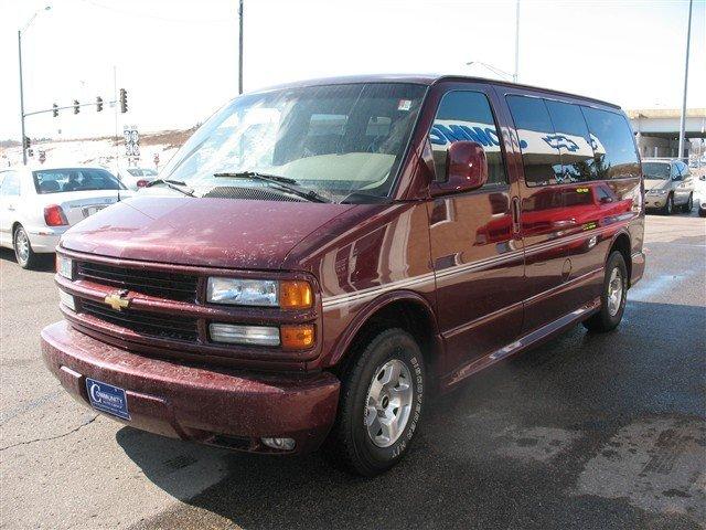 2001 Chevrolet Express SL1