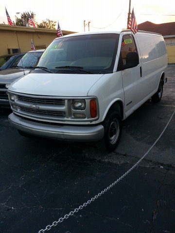 2001 Chevrolet Express Coupe 4D