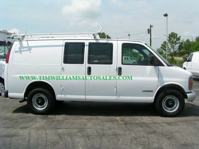 2001 Chevrolet Express REG WB