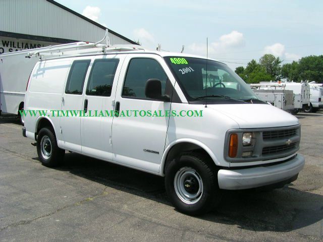 2001 Chevrolet Express REG WB