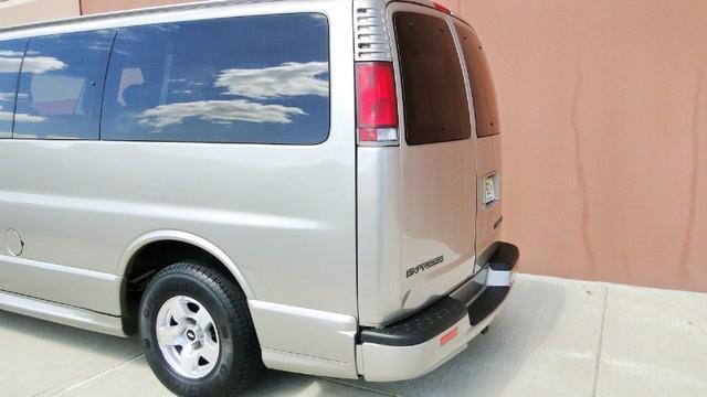 2001 Chevrolet Express SL1