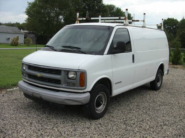 2001 Chevrolet Express SLT W/20 Wheels