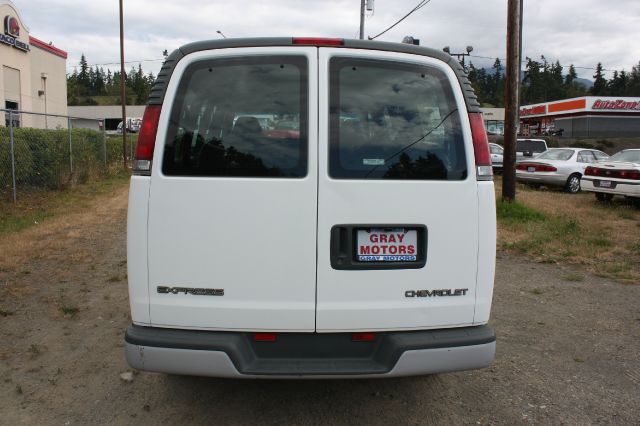 2001 Chevrolet Express Limited Sport Utility 4D