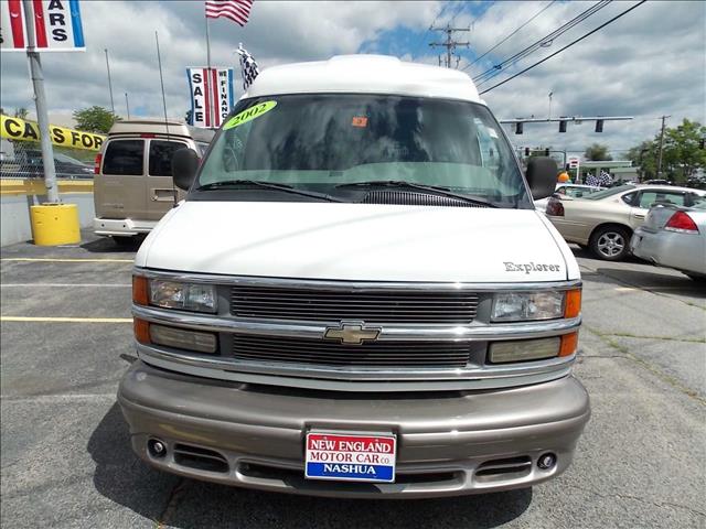 2002 Chevrolet Express XLT Sport 4.6L 2WD