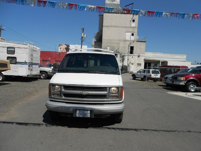 2002 Chevrolet Express Limited Sport Utility 4D