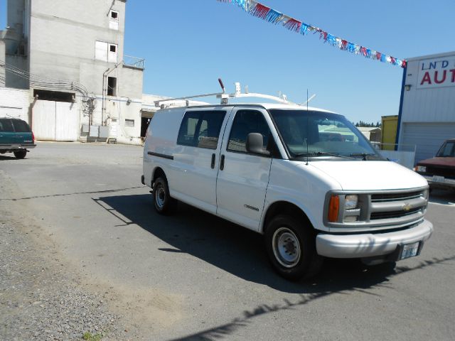 2002 Chevrolet Express Limited Sport Utility 4D