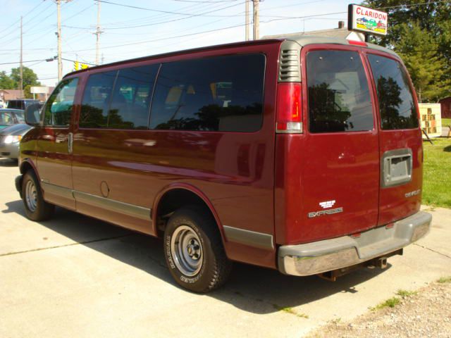 2002 Chevrolet Express Water Truck