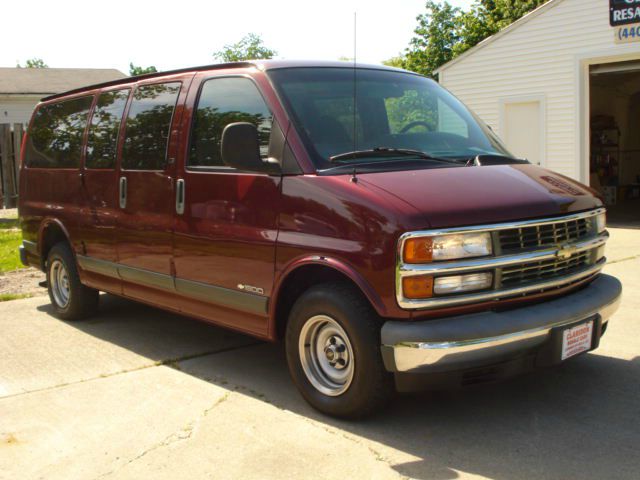 2002 Chevrolet Express Water Truck