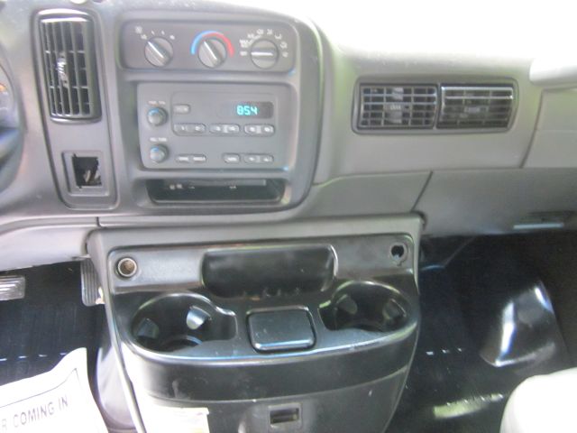 2002 Chevrolet Express 750i 4dr Sdn