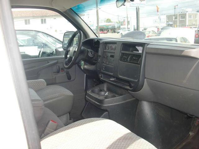 2003 Chevrolet Express Coupe 4D