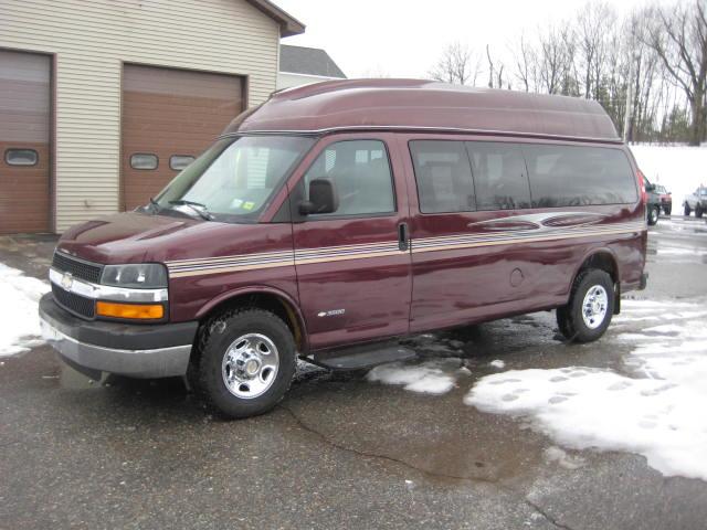 2003 Chevrolet Express 4WD Access V6 AT