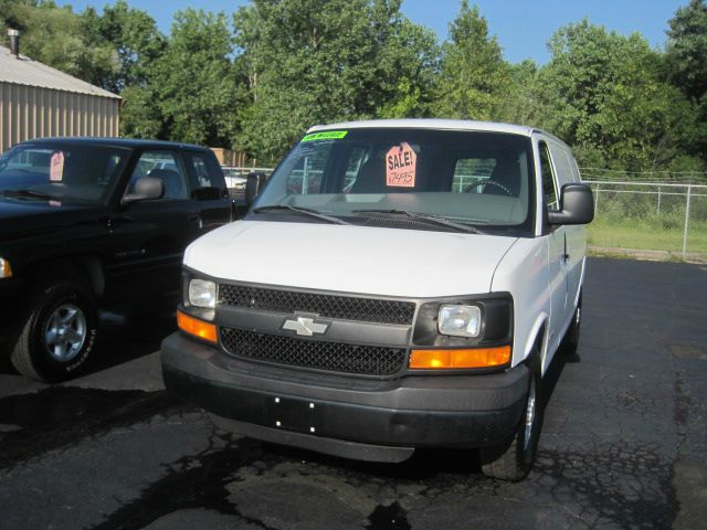 2003 Chevrolet Express Coupe 4D