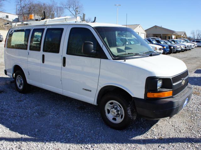 2003 Chevrolet Express Unknown