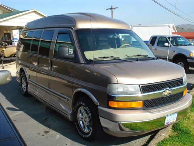 2003 Chevrolet Express 4X4 SR5 TRD