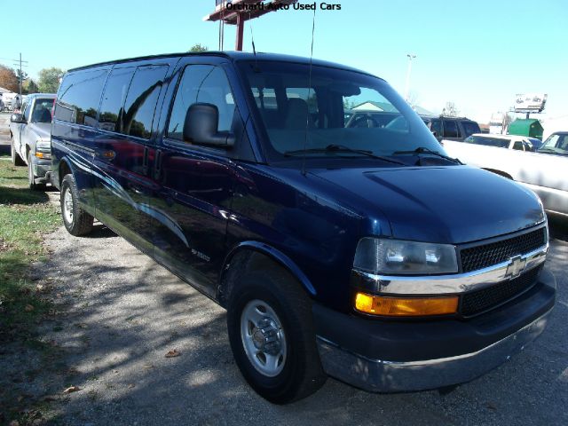 2003 Chevrolet Express Ls/5.3l/3rd ROW