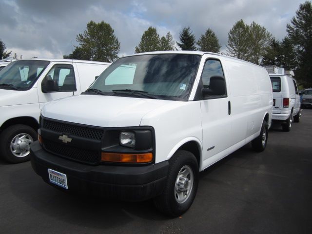 2003 Chevrolet Express Ls/5.3l/3rd ROW