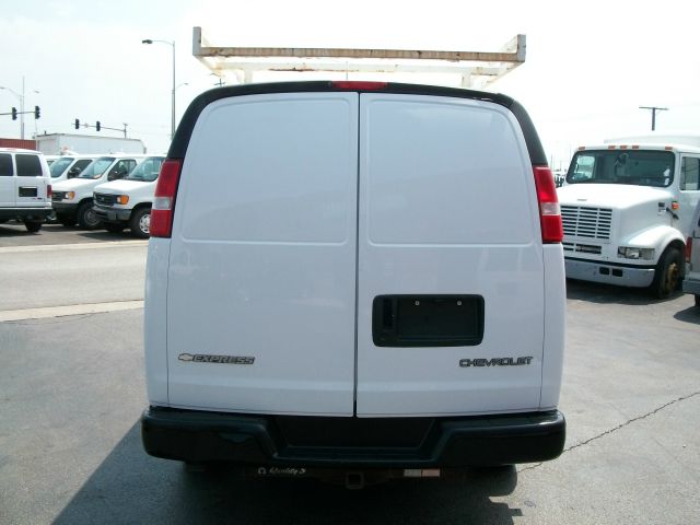 2003 Chevrolet Express Ls/5.3l/3rd ROW