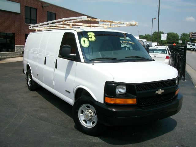 2003 Chevrolet Express Ls/5.3l/3rd ROW