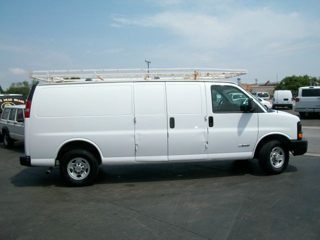 2003 Chevrolet Express Ls/5.3l/3rd ROW