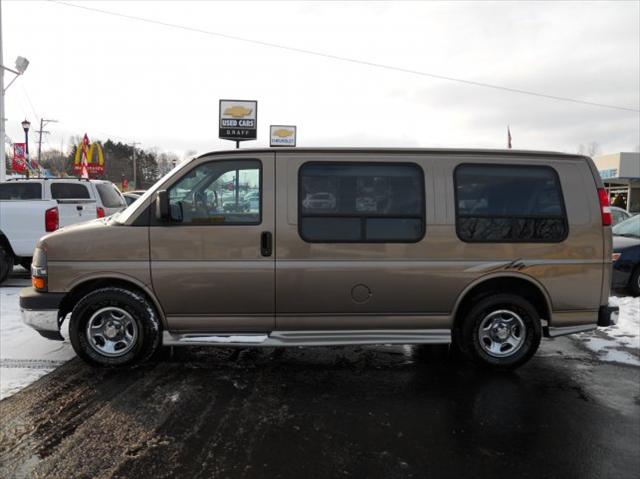 2003 Chevrolet Express Base