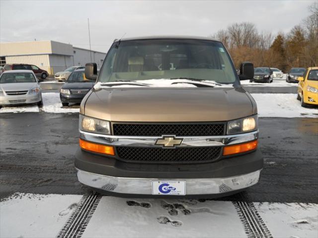 2003 Chevrolet Express Base