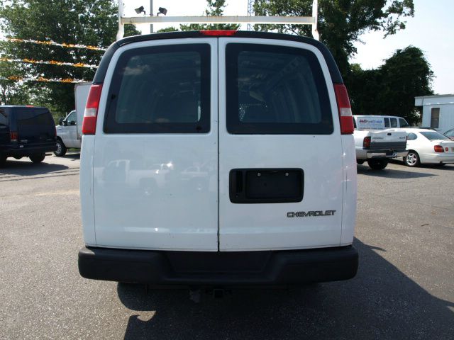 2004 Chevrolet Express Coupe 4D