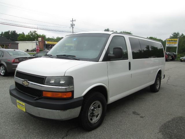 2004 Chevrolet Express Ls/5.3l/3rd ROW