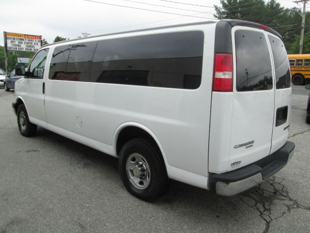 2004 Chevrolet Express Ls/5.3l/3rd ROW