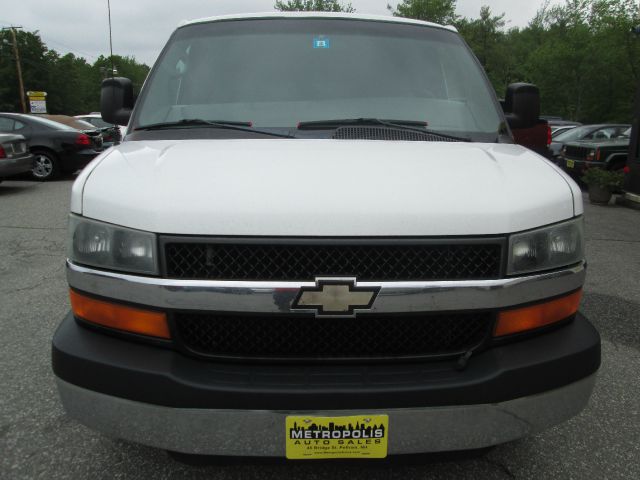 2004 Chevrolet Express Ls/5.3l/3rd ROW