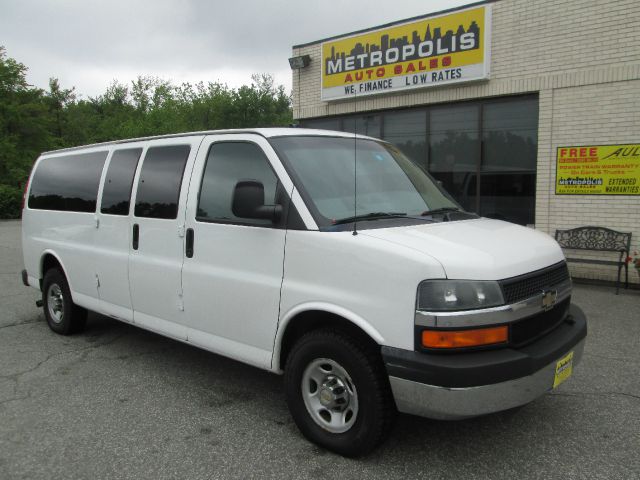 2004 Chevrolet Express Ls/5.3l/3rd ROW