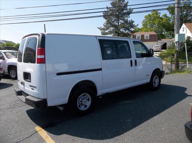 2004 Chevrolet Express Glk350 RWD 4dr SUV