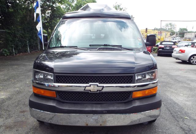 2004 Chevrolet Express XE KING CAB I4 MT