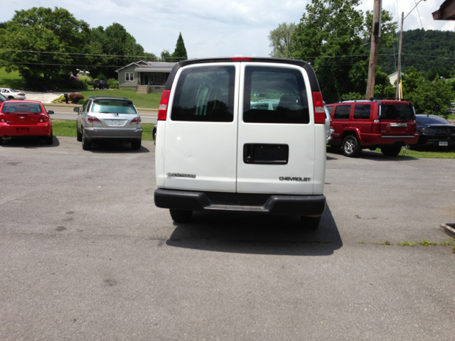 2004 Chevrolet Express Coupe 4D