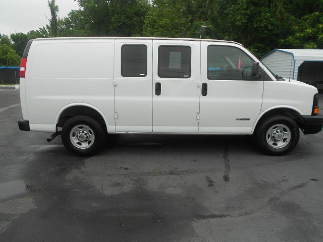 2004 Chevrolet Express Coupe 4D