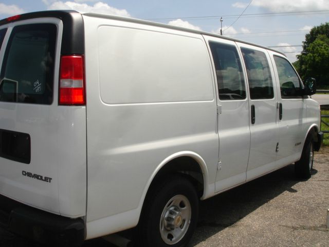 2004 Chevrolet Express Coupe 4D