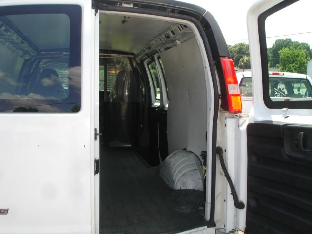 2004 Chevrolet Express Coupe 4D